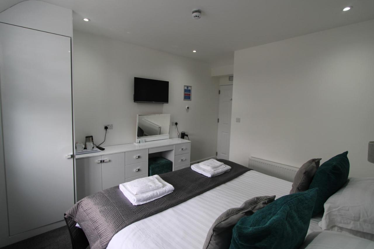 Rose And Crown Hotel & Hope And Anchor Bar Goodwick 외부 사진
